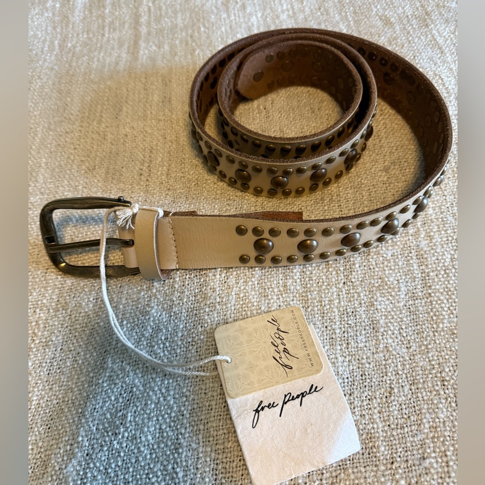 Free People Women’s Leather Belt M/L NWT